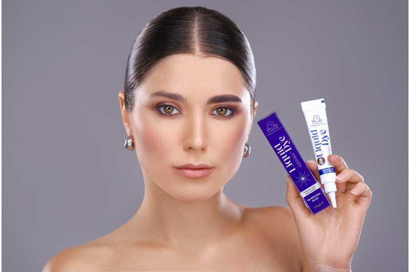 Tinte líquido para cejas PLATINUM 01 Rubio